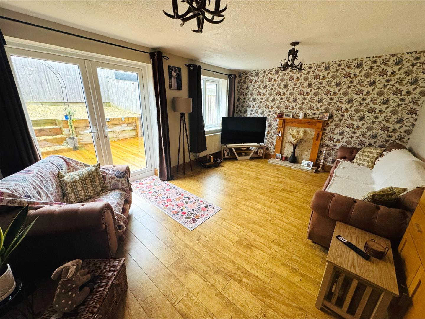 Llwyn Cyfarthwch, Llanelli, SA15 1GY